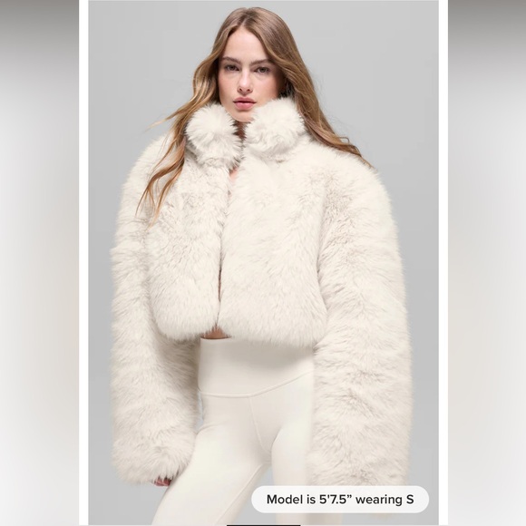 ALO Yoga Jackets & Blazers - NWT Alo Yoga Opulent Faux Fur Cropped Jacket in Ivory - S